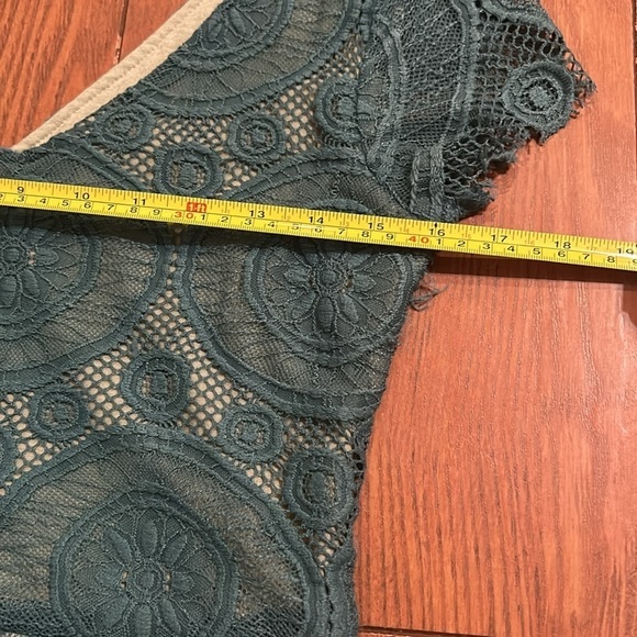 Joyfolie Teal Lace Dress - Picture 6 of 11